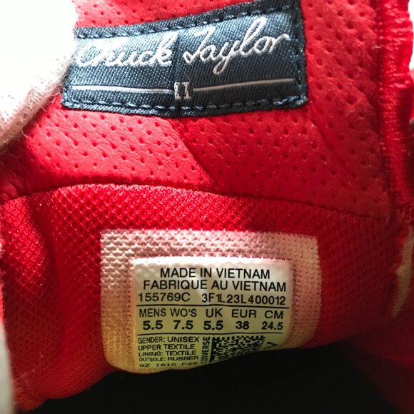 Converse Chuck Taylor II All Star Unisex Red Sneaker with Lunarlon - Picture 8 of 9